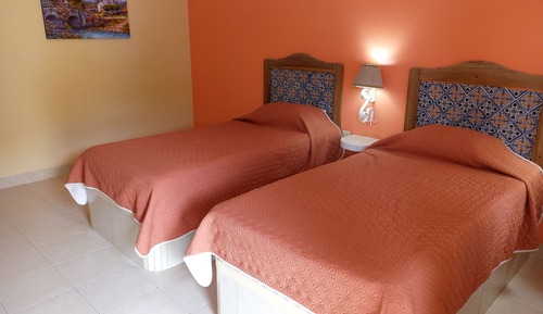 Habitación triple básica