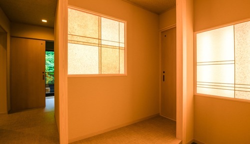 Habitación (In-room dining, open-air bath)