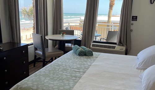 Front Ocean View King Bed with Kitchenette