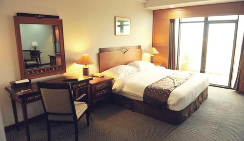 Deluxe Room Triple
