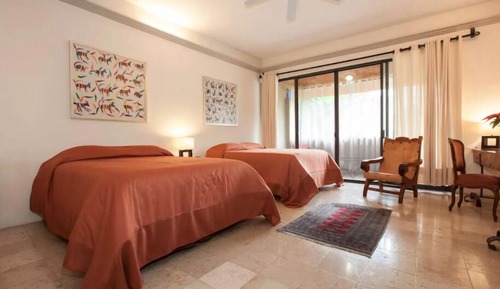 Suite (Laelia)