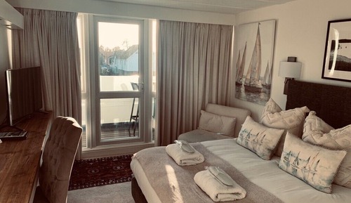 Habitación doble superior, 1 cama de matrimonio grande, vistas al río
