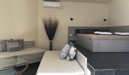 Estudio, planta baja