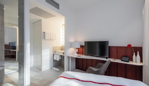 Nest Room