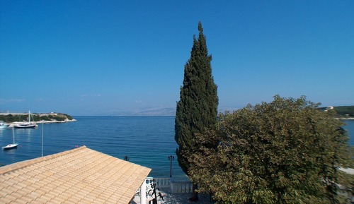 Estudio clásico, vistas al mar