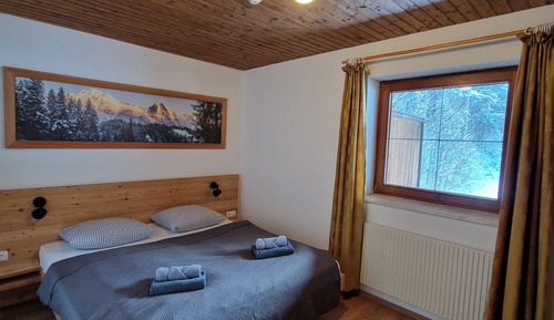 Apartamento, balcón (No.23)