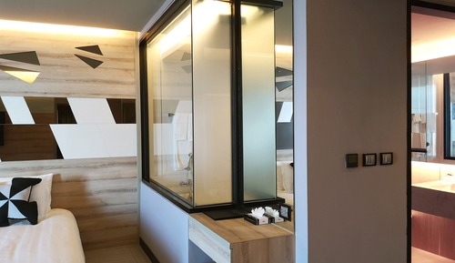 2-Bedroom Oceanfront Suite
