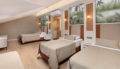 Family Room, Main Building Land View