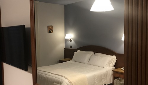 Habitación superior con 1 cama doble o 2 individuales