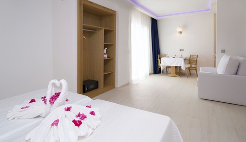 Estudio estándar, balcón