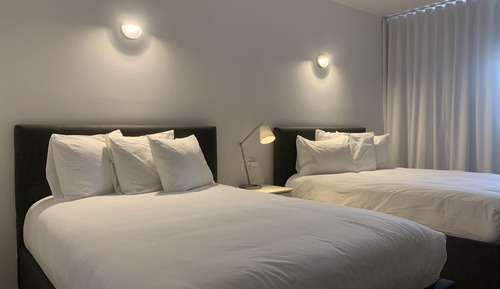 Habitación estándar, 2 camas dobles, vistas al mar