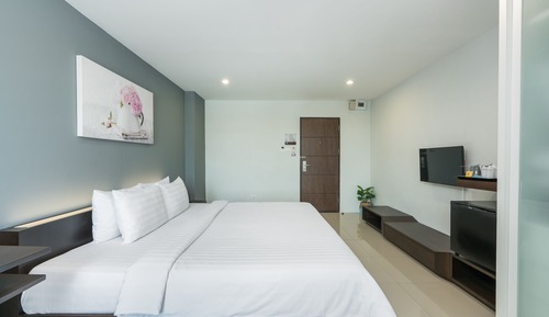 Habitación Deluxe, 1 cama de matrimonio grande, vistas a la ciudad