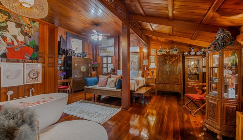 Villa Deluxe