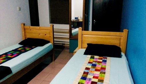 Habitación con 2 camas individuales