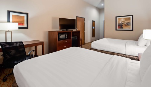 Habitación estándar, 2 camas de matrimonio, accesible para personas con discapacidad, bañera