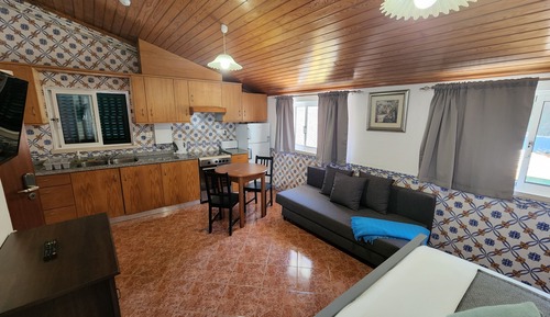 Estudio familiar, 1 cama doble con sofá cama, cocina