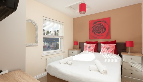 Apartamento, baño privado