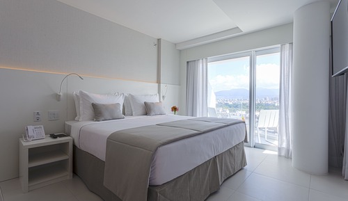 Quarto casal superior com varanda, Vista para a cidade