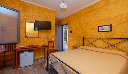 Habitación Confort doble de uso individual, vistas a la piscina