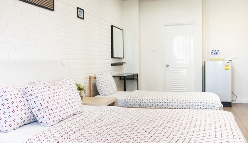 Habitación triple, accesible para personas con discapacidad, en esquina