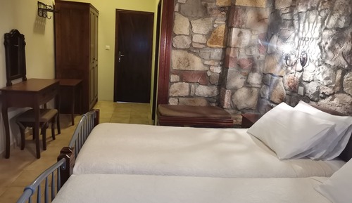 Habitación económica con 1 cama doble o 2 individuales, no fumadores