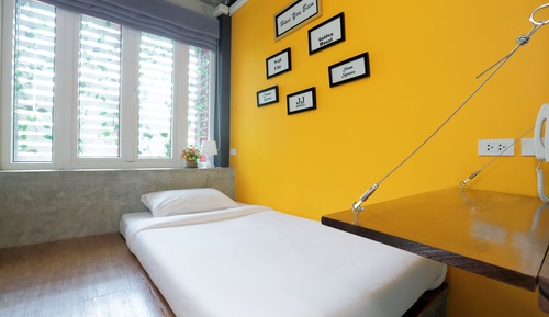 Economy Single Room