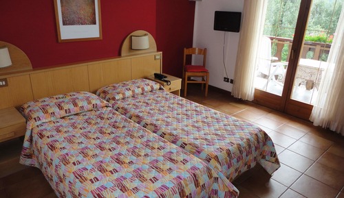 Habitación clásica con 1 cama doble o 2 individuales