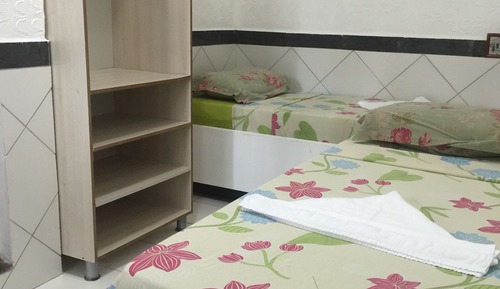 Habitación con 2 camas individuales