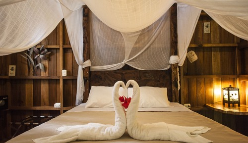 Bungalow estándar, 1 cama de matrimonio, balcón, en la zona del jardín