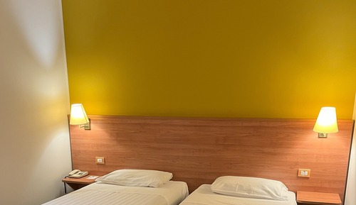 Habitación estándar con 2 camas individuales