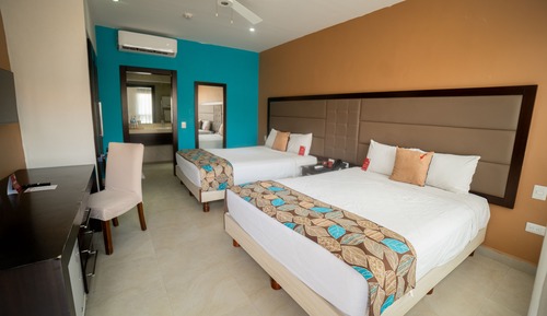 Habitación con 2 camas individuales