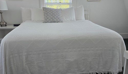 Habitación estándar, 1 cama de matrimonio grande, no fumadores (108- 1 King Bed 2nd Floor Non-OV)