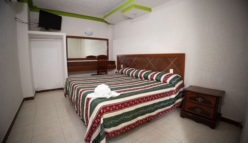 Habitación estándar, 1 cama de matrimonio grande