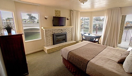 Suite, chimenea