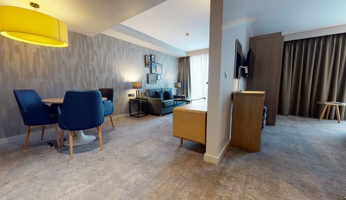 Suite, 1 cama de matrimonio grande con sofá cama
