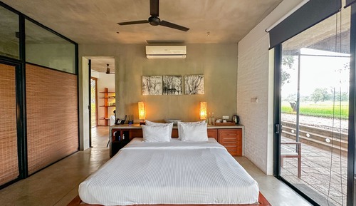 Ehela Family Bungalow (10% off on food)