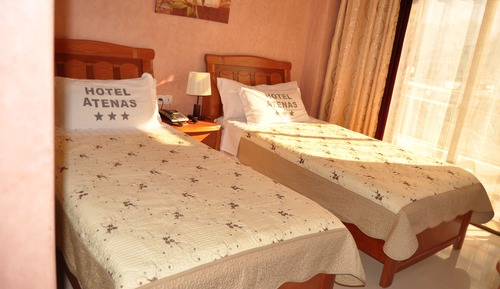Habitación con 1 cama doble o 2 individuales