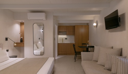 Estudio superior, planta baja