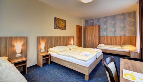 Habitación cuádruple estándar