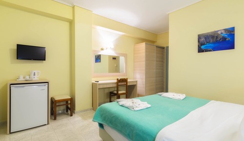 Habitación estándar, vistas parciales al mar