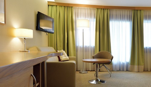 Habitación cuádruple Confort, balcón, vistas al jardín