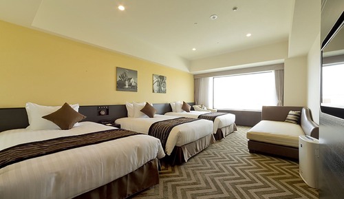 Habitación triple estándar, no fumadores, vistas al parque (Standard Floor)