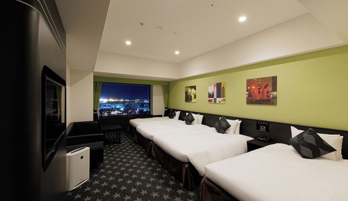 Habitación cuádruple Premium, no fumadores, vistas al parque