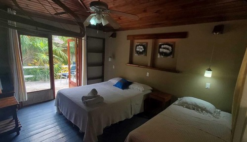 Bungalow básico, varias camas, vistas al jardín