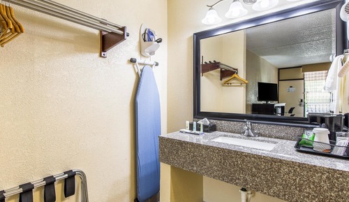 Habitación estándar, 1 cama de matrimonio grande, no fumadores