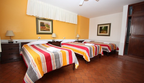 Habitación triple ejecutiva, 3 camas individuales, balcón