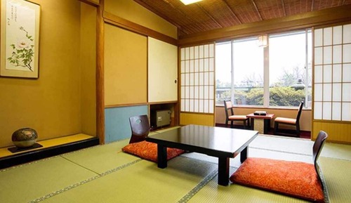 Habitación tradicional (Aoi Kan (10 Tatami Mats))
