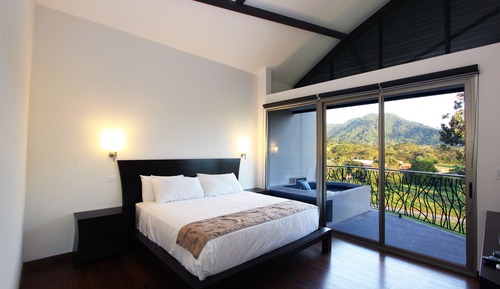 Atlantic Ocean Penthouse, 3 Bedrooms, 3 Bathrooms, Kitchen & 1 plunge pool