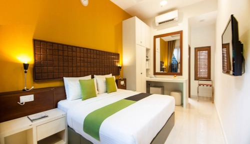 Habitación Deluxe, 1 cama de matrimonio grande, balcón
