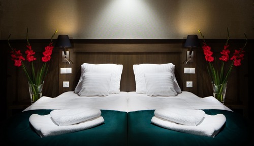 Habitación estándar con 1 cama doble o 2 individuales
